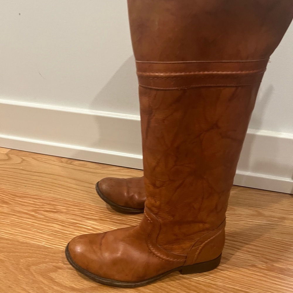 Frye knee high boots 81/2 B